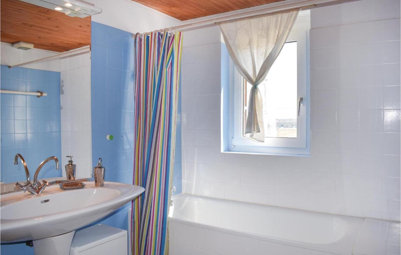 Lovely Home In Perros-Guirrec With Wifi מראה חיצוני תמונה